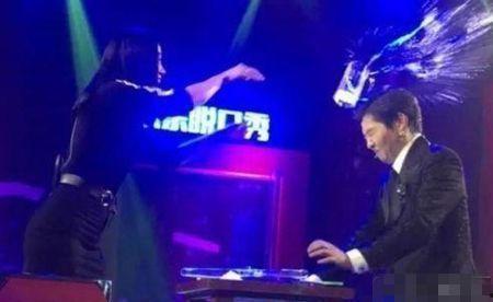 主持人爆料内马尔视频大全 第1张 主持人爆料内马尔视频大全 第1张